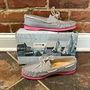 Sperry Women's Navy and White Striped Boat Shoes - Pink Sole